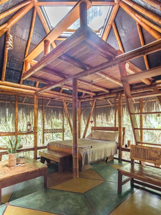 Universo Pol Bamboo Hostel Морру-ді-Сан-Паулу Екстер'єр фото