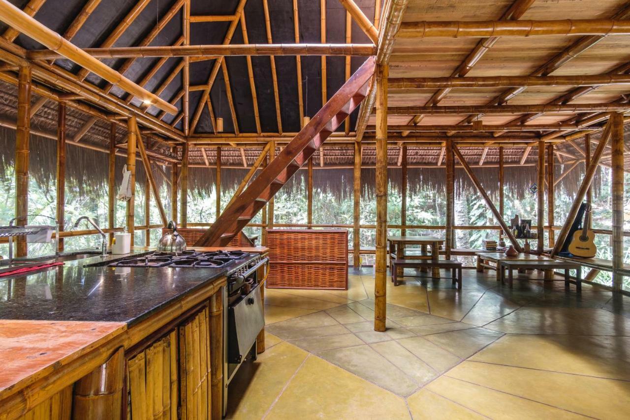 Universo Pol Bamboo Hostel Морру-ді-Сан-Паулу Екстер'єр фото