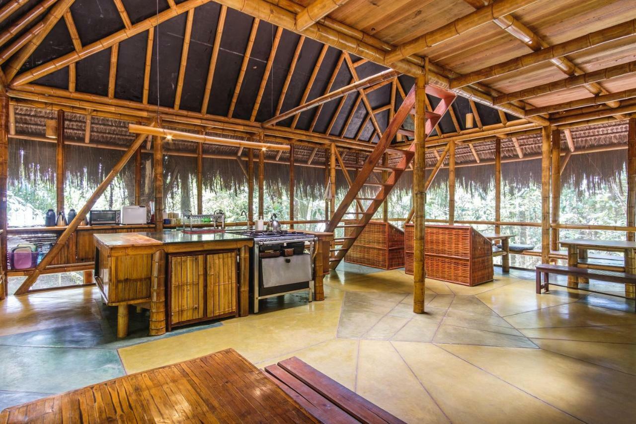 Universo Pol Bamboo Hostel Морру-ді-Сан-Паулу Екстер'єр фото